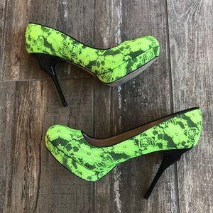 DV Dolce Vita neon lace platform heels Sz 9.5